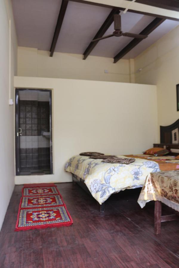 Mother Hostel Benares Buitenkant foto