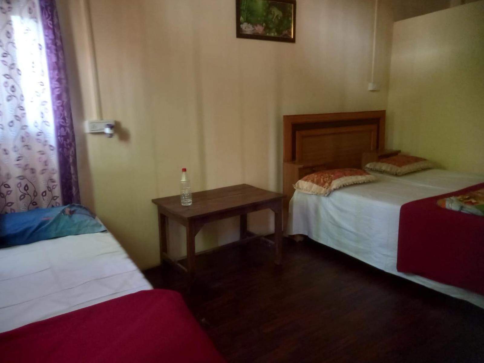 Mother Hostel Benares Buitenkant foto