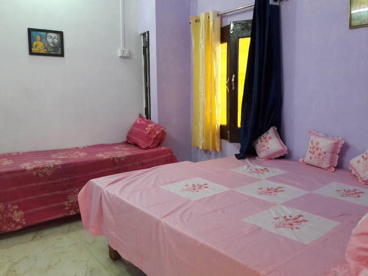 Mother Hostel Benares Buitenkant foto
