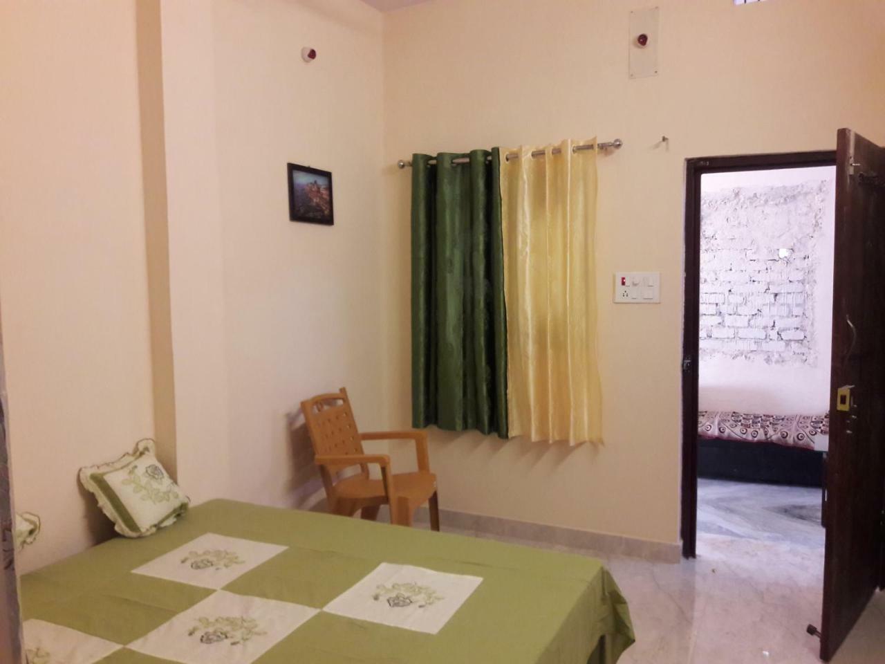 Mother Hostel Benares Buitenkant foto